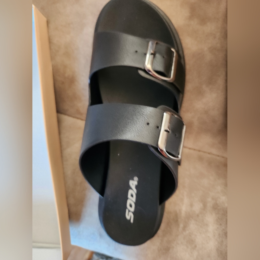Soda Size 10 Sandal